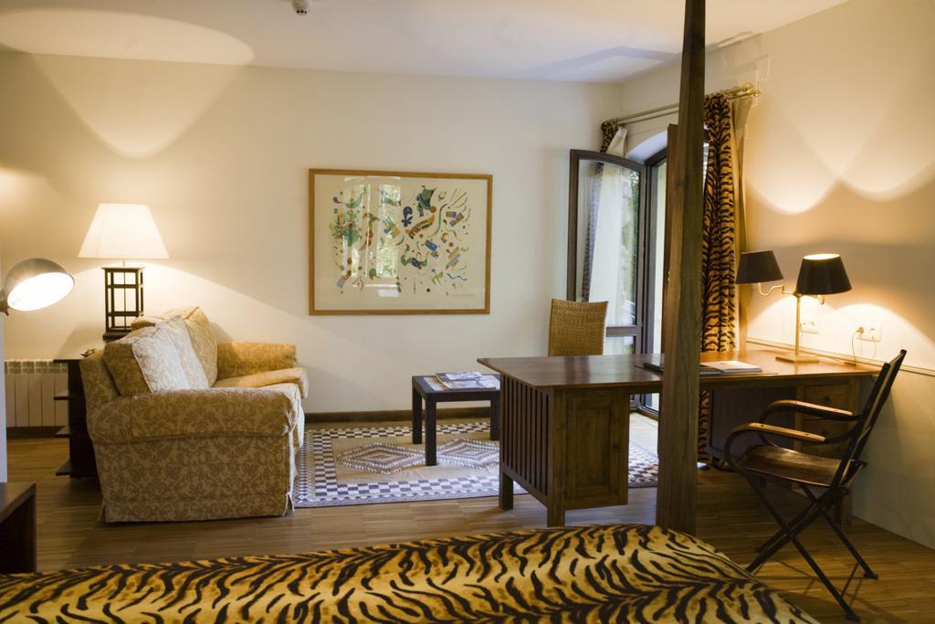 Hotel El Molino De Salinas Salinas De Pisuerga Værelse billede